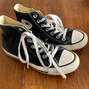 Black high top Converse Sneakers
